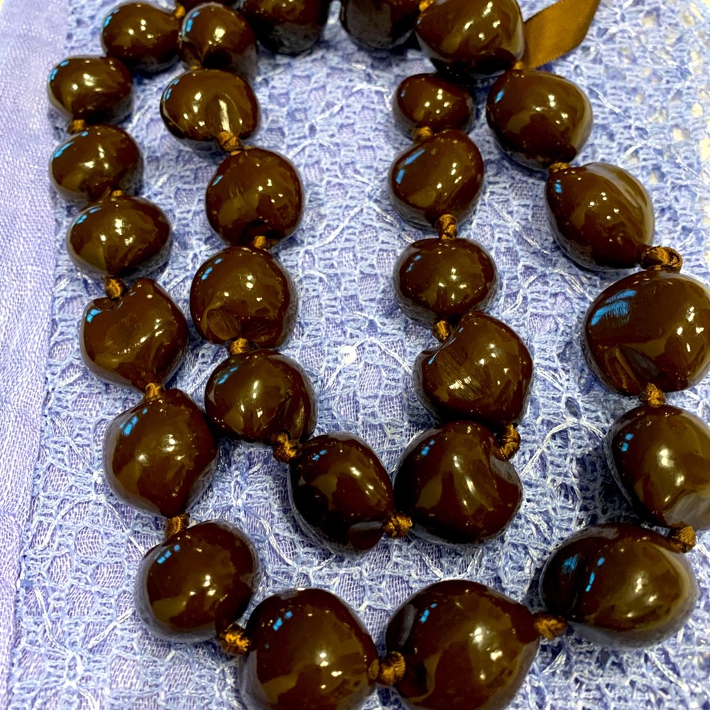 Hawaiian beads